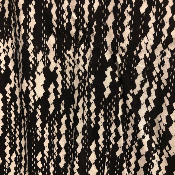 Velvet By Graham and Spencer Challis Dress size M - Picture 3 of 4